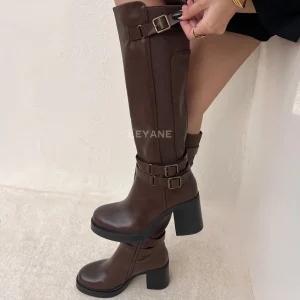 Bottes à talons compensés avec motifs - Marron