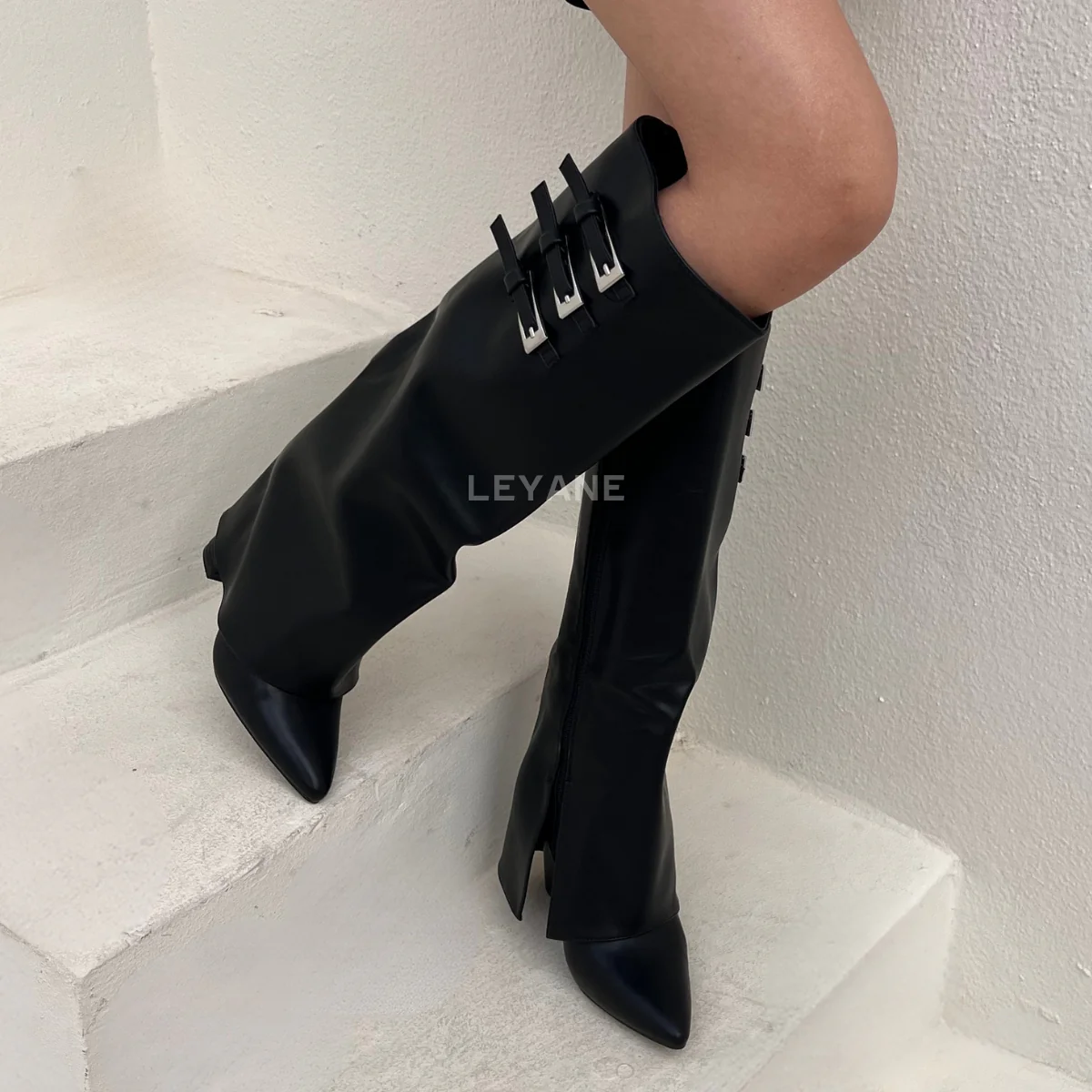 Bottes à talons – Noir